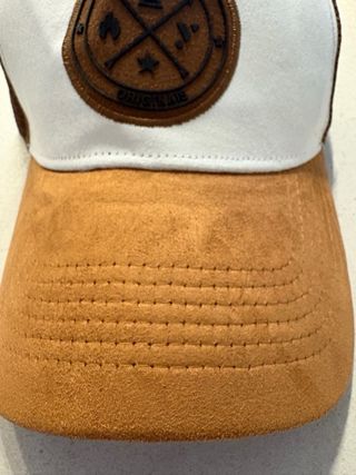 Gorra Trucker Blanca y Marrón