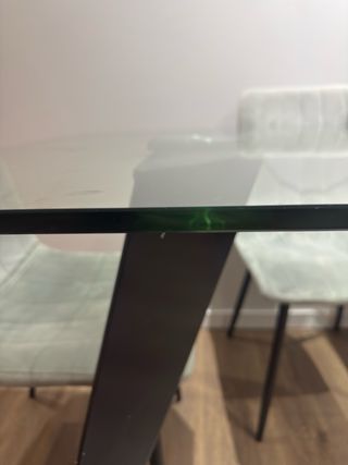 Mesa de cristal patas negras 180 cm
