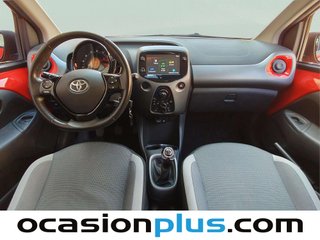 Toyota Aygo 1.0 70 x-play 53 kW (72 CV)