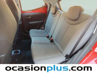 Toyota Aygo 1.0 70 x-play 53 kW (72 CV)