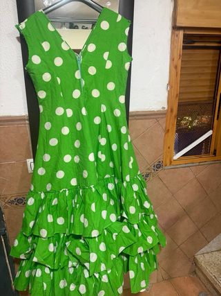 Traje Flamenca Verde Lunares Blancos