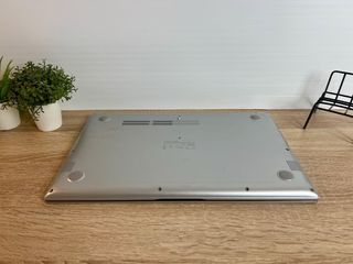 ASUS VivoBook i5 OLED • 12GB • 512SSD Rápido