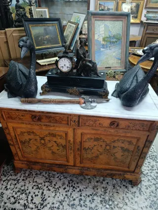 Reloj de sobremesa antiguo