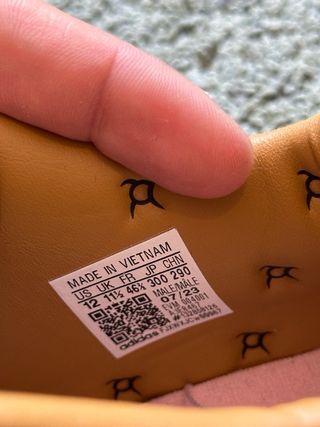 Adidas Forum Low x Los Simpsons Living Room