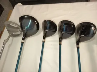 Palos de Golf Acuity Mujer