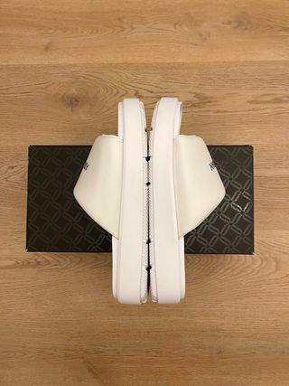 Jordan Sophia Slide SS | White / Black | EUR 43