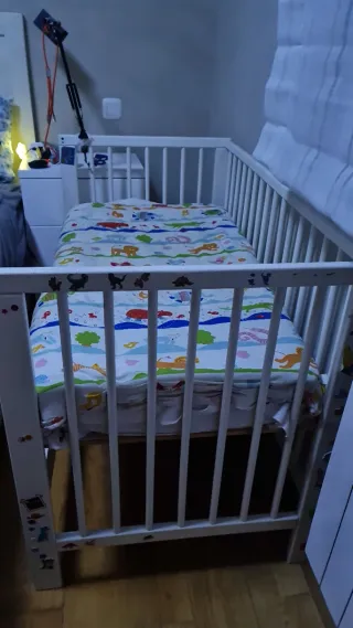 Maxicuna Ikea con colchón y ropa de cama