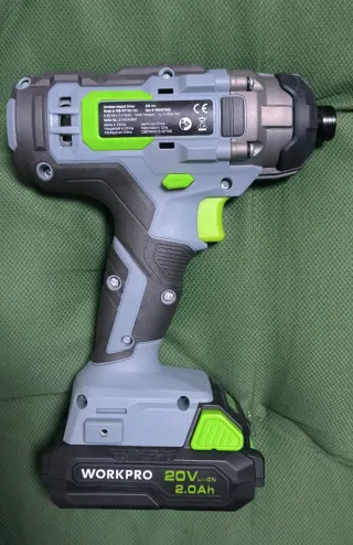 Taladro y Atornillador de Impacto 20V