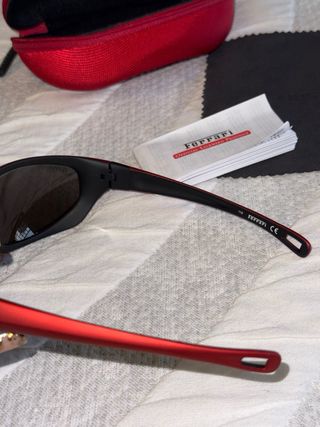 Gafas de Sol Ferrari Rojas