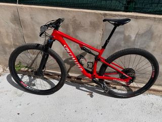 Bicicleta Montaña Specialized Roja talla M