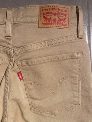 Levi's 311 Shaping Capri Beige