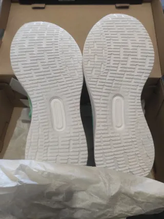 Zapatillas Adidas Talla 39.5 Diseño turquesa/Blanc