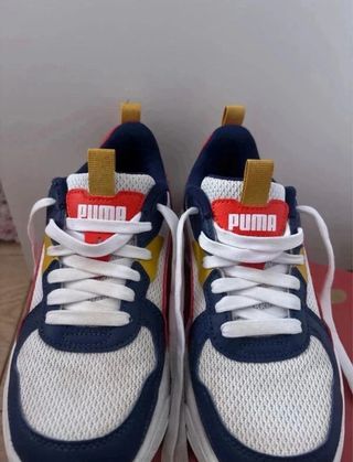 Zapatillas Puma niño/niña talla 36 casi nuevas.