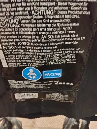 Carrinha de bebé preto