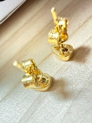 Brincos Pandora Gota Pedra Zircón Dourado