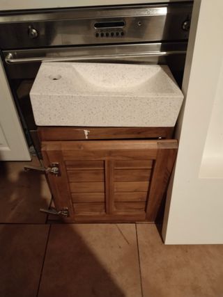 Mueble lavabo piedra y madera