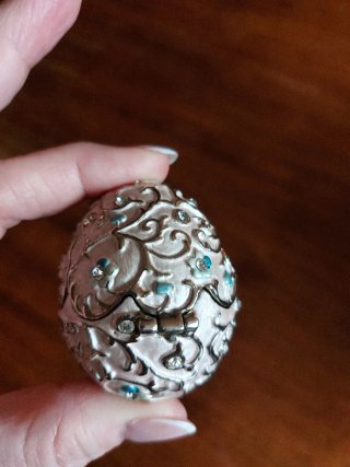 Uovo stile Faberge' decorato