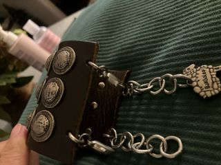 Pulsera Brazalete Cuero Bambole Chinchetas