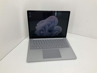 pc portatil microsoft 2033