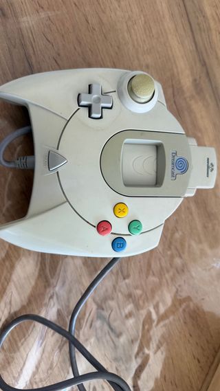 Consola Sega Dreamcast con caja