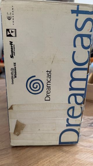 Consola Sega Dreamcast con caja