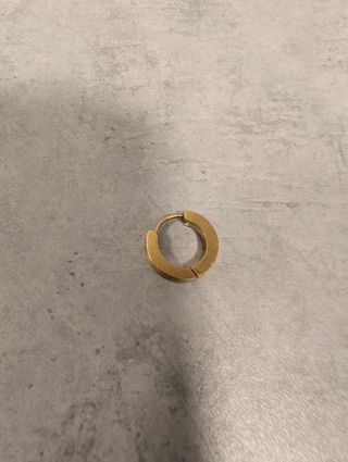 Pendiente aro dorado 10 mm