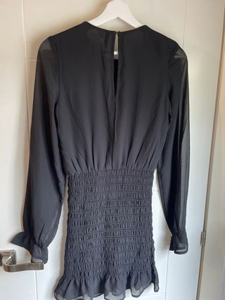 Vestido negro fiesta Divided