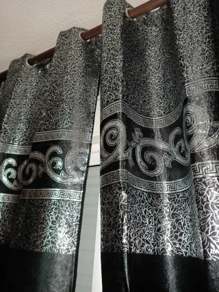 Cortinas salón/dormitorio negro y plata