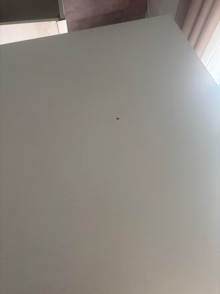 Mesa de comedor de madera