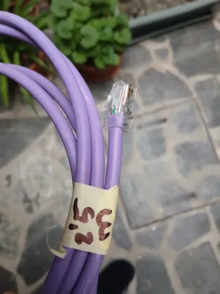 Cable de Red RJ45 Cat6e 2.5m Morado