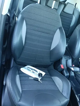 Peugeot 2008 2015