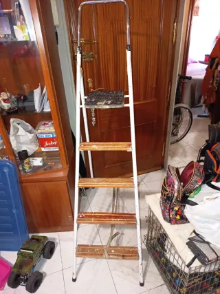 Escalera de mano madera y hierro