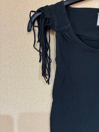 Top Adidas original con flecos – talla 36