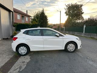 SEAT Ibiza Reference 1.6 TSI 95 cv 5 vel