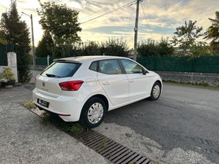 SEAT Ibiza Reference 1.6 TSI 95 cv 5 vel