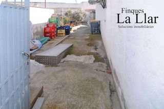 Local comercial en venta en Torrent Ballester en Viladecans