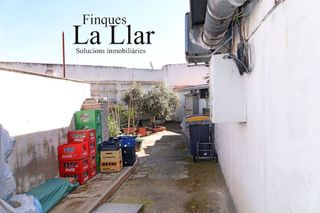 Local comercial en venta en Torrent Ballester en Viladecans