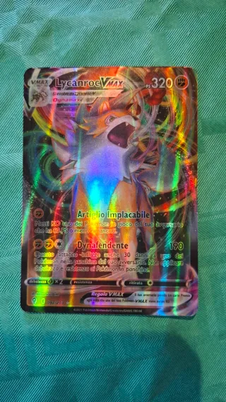 Carta Pokémon Lycanroc VMAX Artiglio Implacabile