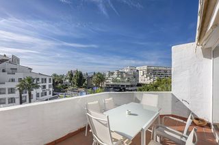 Piso en alquiler en Puerto Banús en Marbella