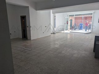 Local comercial en venta en Barri Antic - Centre en Viladecans