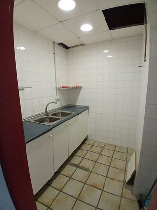 Local comercial en venta en Sanfeliu en Hospitalet de Llobregat, L´