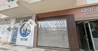 Local comercial en alquiler en Zona Hispanidad-Vivar Téllez en Vélez-Málaga
