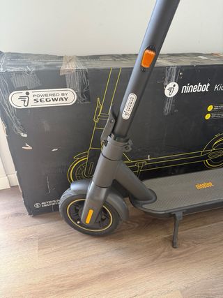 Segway Ninebot  0 km KickScooter Max G30E II