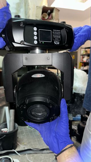 Foco robot FOS Spot 150 Pro moving head DJ 4ud.