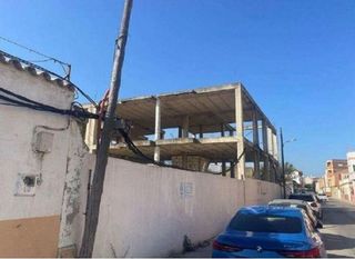 Terreno en venta en La Línea de la Concepción ciudad en Línea de la Concepción (La)