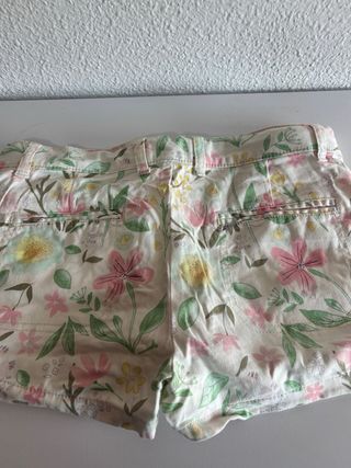 Shorts vaqueros estampados florales Talla 11/12