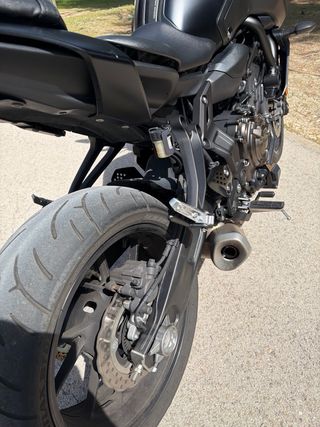 Yamaha MT07 Negra DESLIMITADA