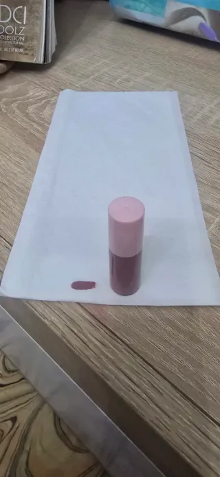 Labial líquido rosa beige
