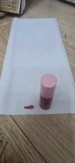 Labial líquido rosa beige