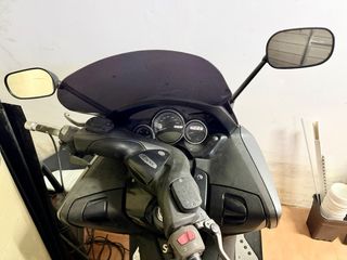 Yamaha TMAX 530 - Maxi Scooter